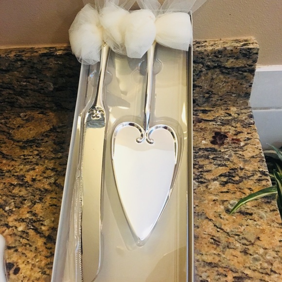 Cake Server Set - Picture 1 of 3